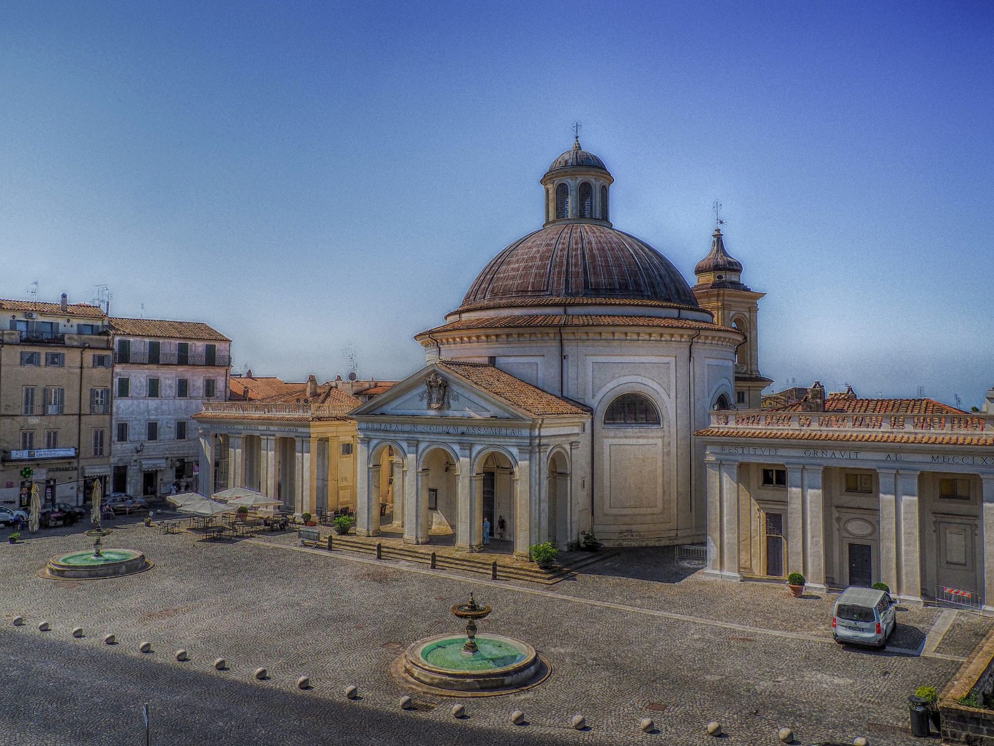 Ariccia, panoramica della Collegiata di Santa Maria Assunta